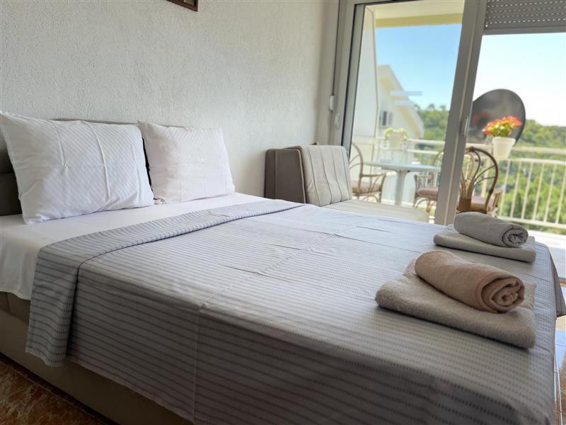 Apartmani Neda Bane Petrovac Exteriér fotografie