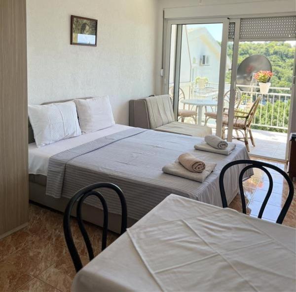 Apartmani Neda Bane Petrovac Exteriér fotografie