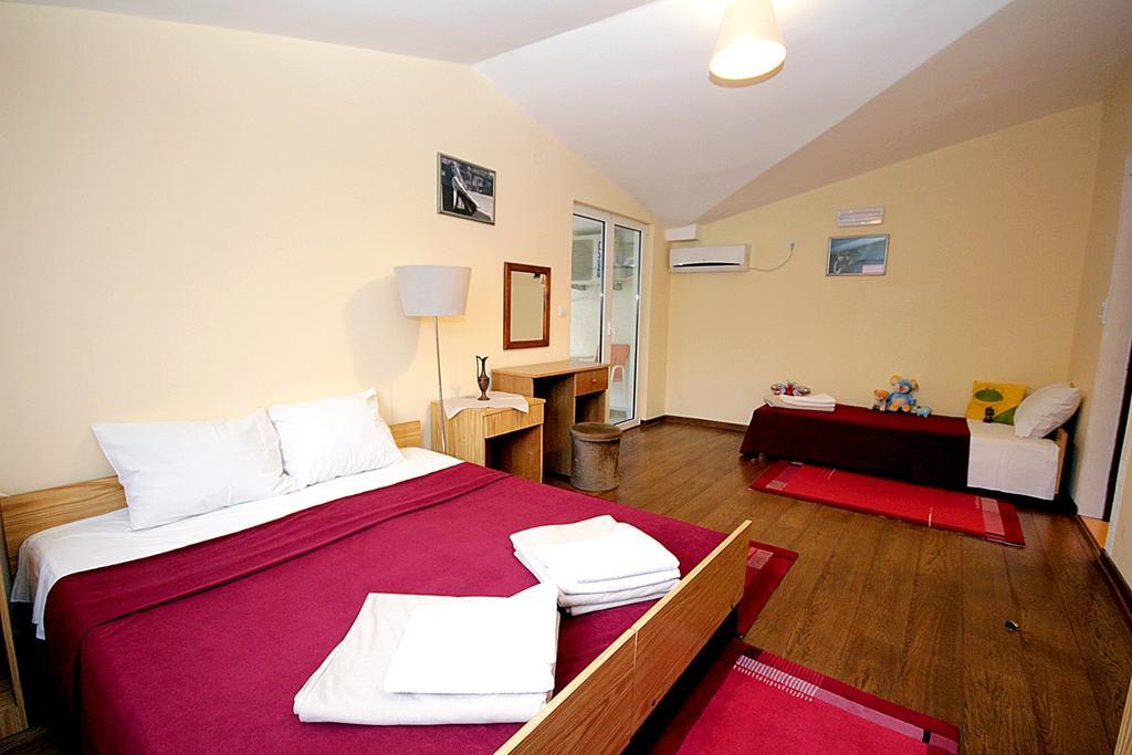 Apartmani Neda Bane Petrovac Pokoj fotografie