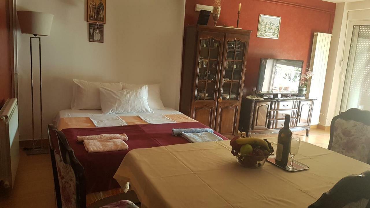 Apartmani Neda Bane Petrovac Exteriér fotografie