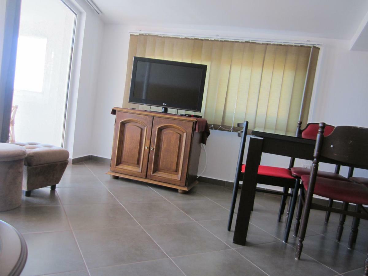 Apartmani Neda Bane Petrovac Exteriér fotografie