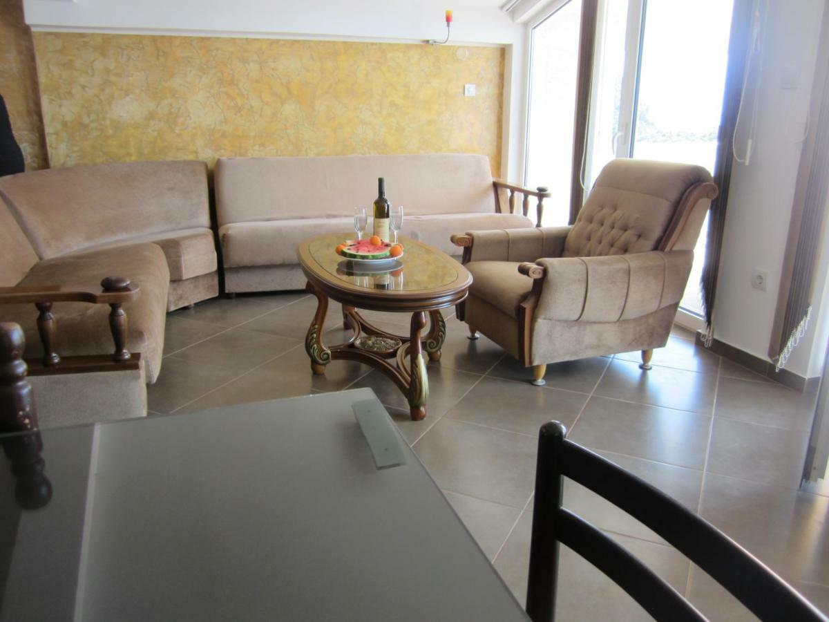 Apartmani Neda Bane Petrovac Exteriér fotografie