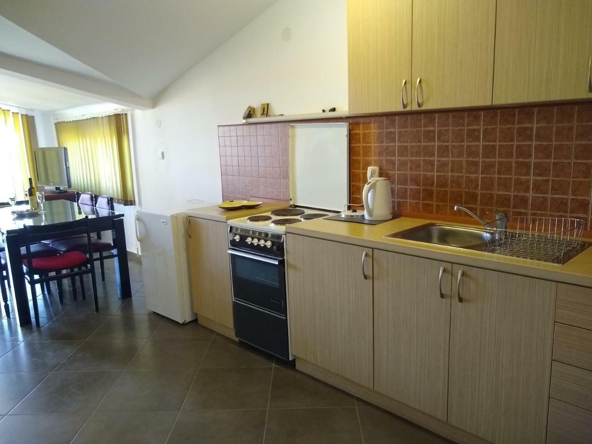 Apartmani Neda Bane Petrovac Exteriér fotografie