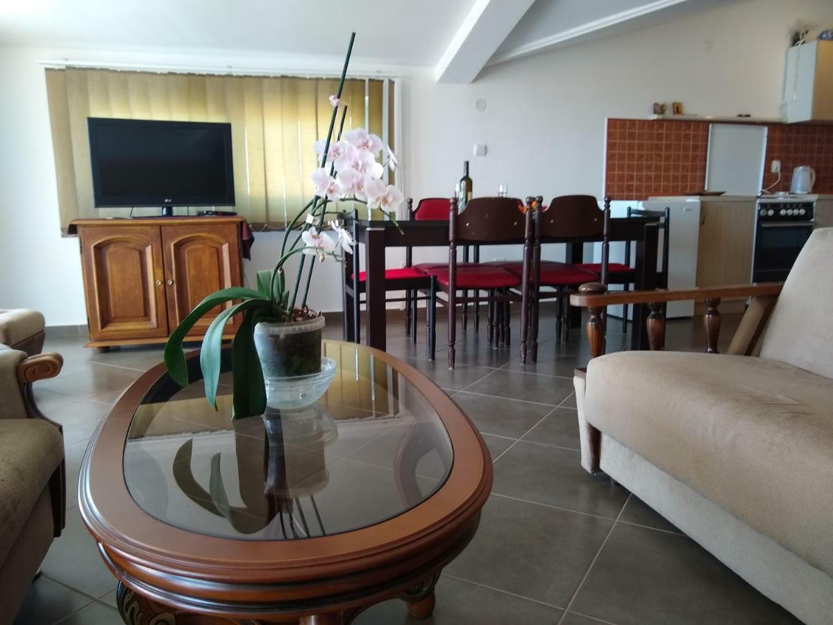Apartmani Neda Bane Petrovac Exteriér fotografie